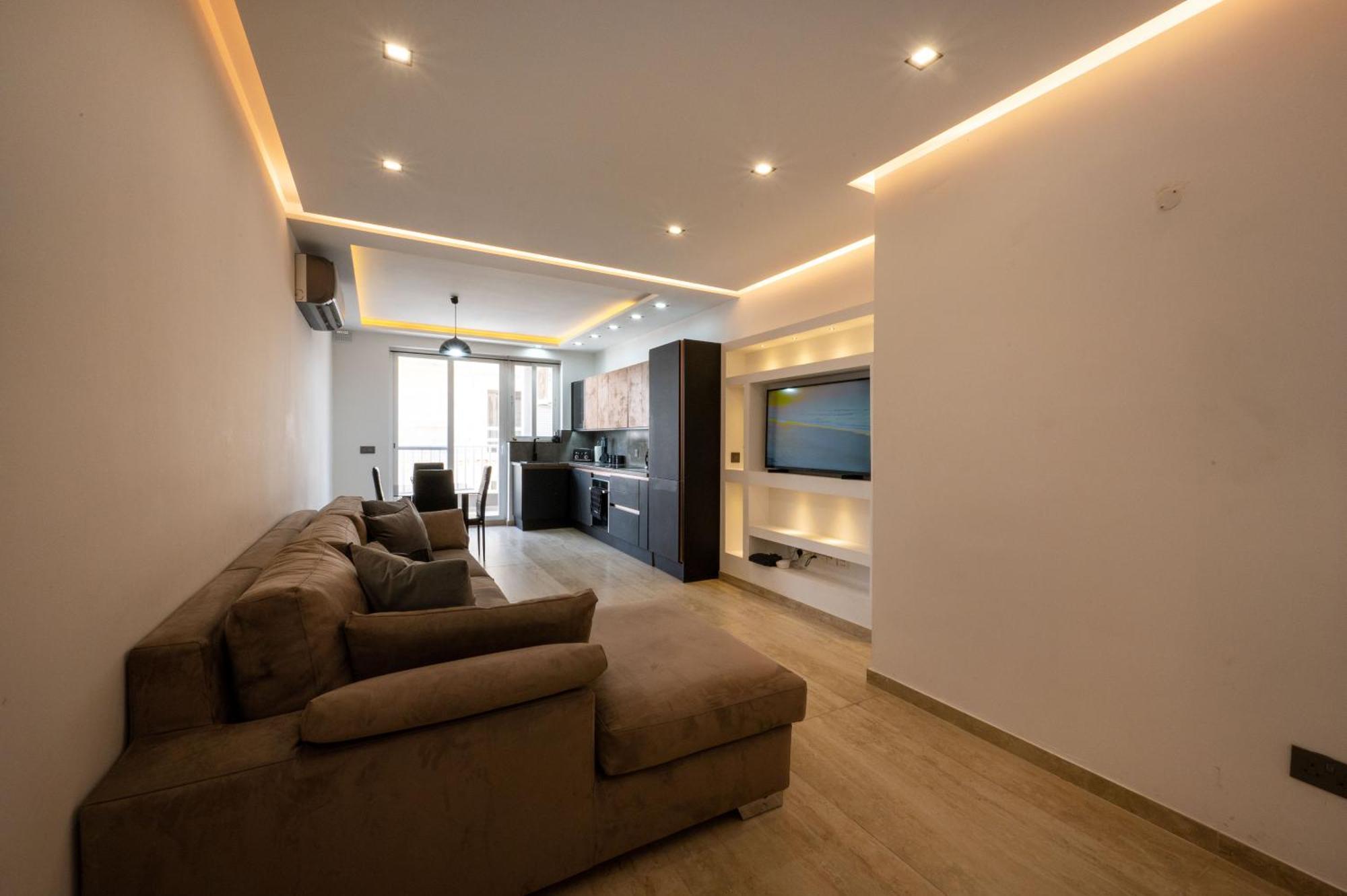 Stylish 2 Bedroomed Appartement Gzira